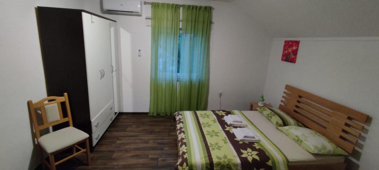 Apartment Gradina Korenica Kültér fotó